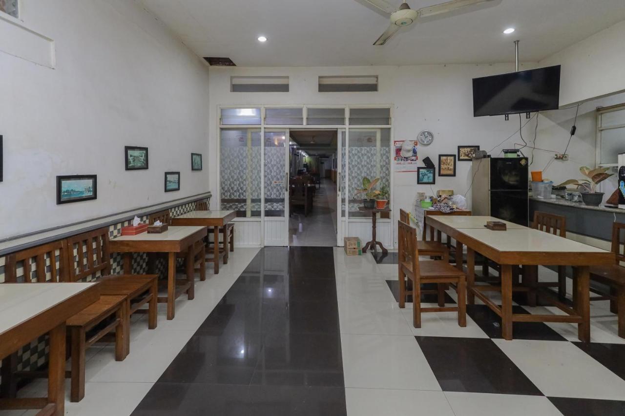 Reddoorz Near Stasiun Malang Kota Lama 2 Exterior photo